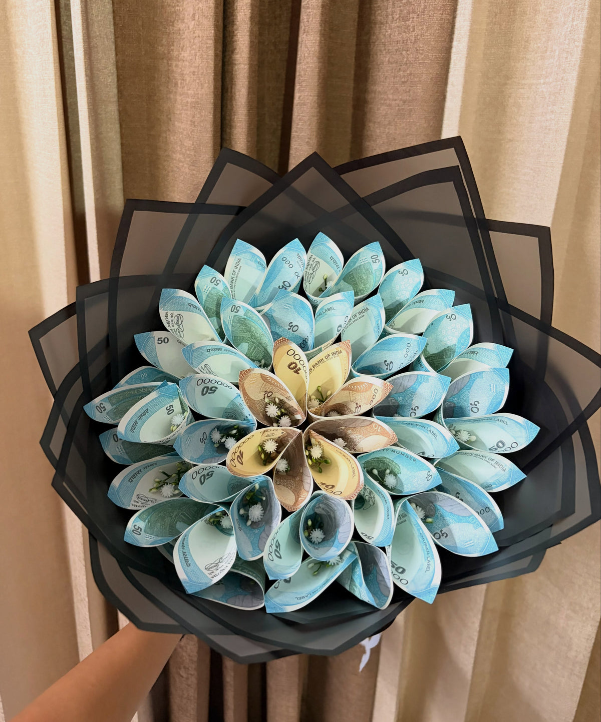 Money Bouquet — front view — Fresh Flower Point